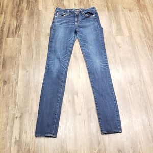 American Eagle Super Skinny Jean's